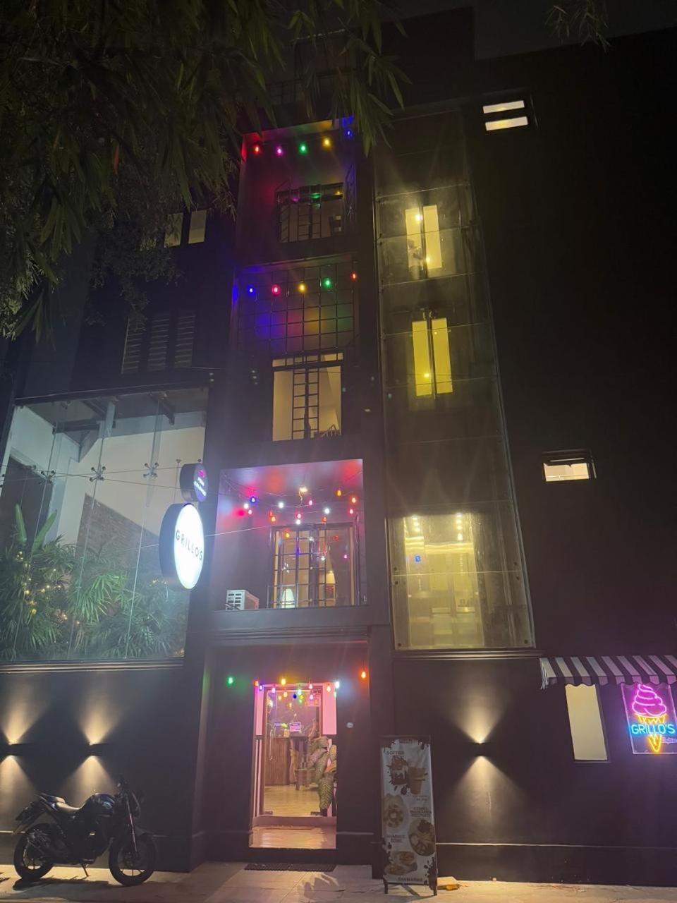 Fern Colombo Acomodação com café da manhã Exterior foto